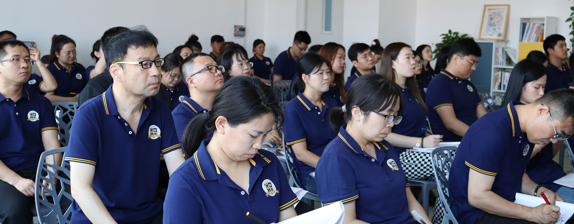 女人的鸡鸡的男人的鸡鸡大长腿在线观看